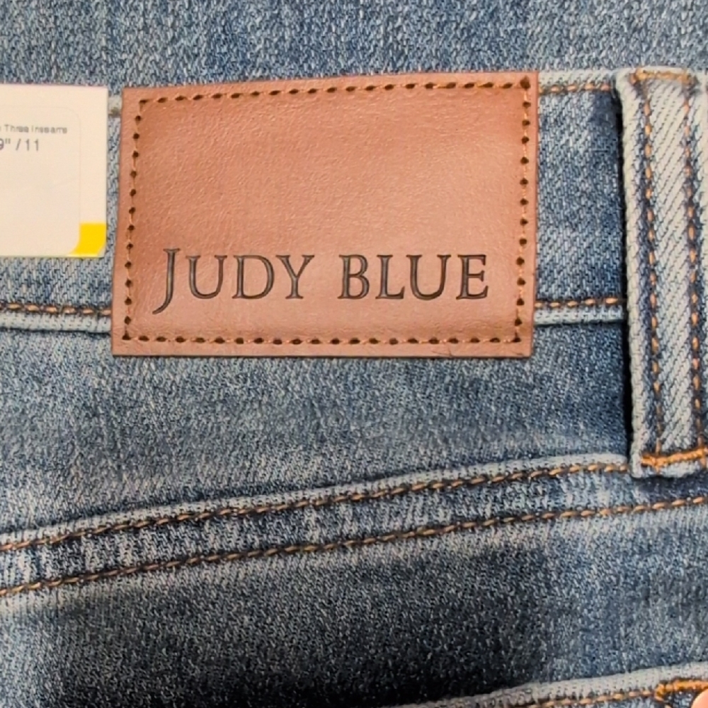 Judy Blue Classic Blue Boot Cut Jeans - Picture 8 of 9